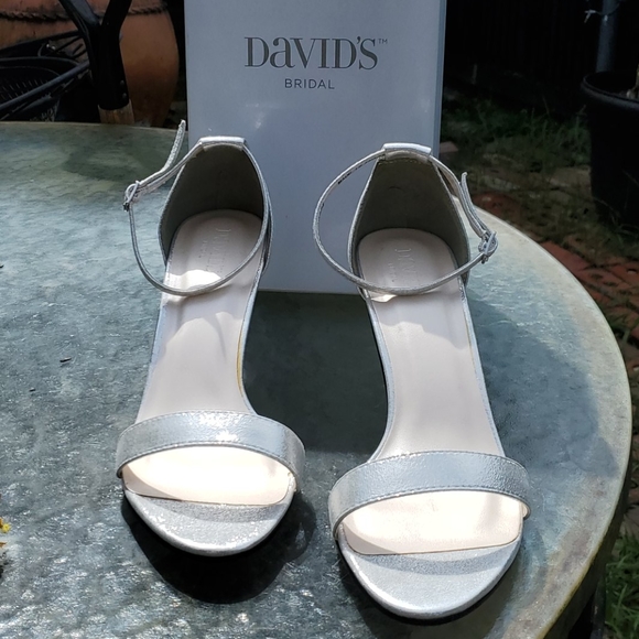 David's Bridal shoes - Picture 2 of 8